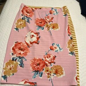 NWT Passionfruit Skirt. Size Large.